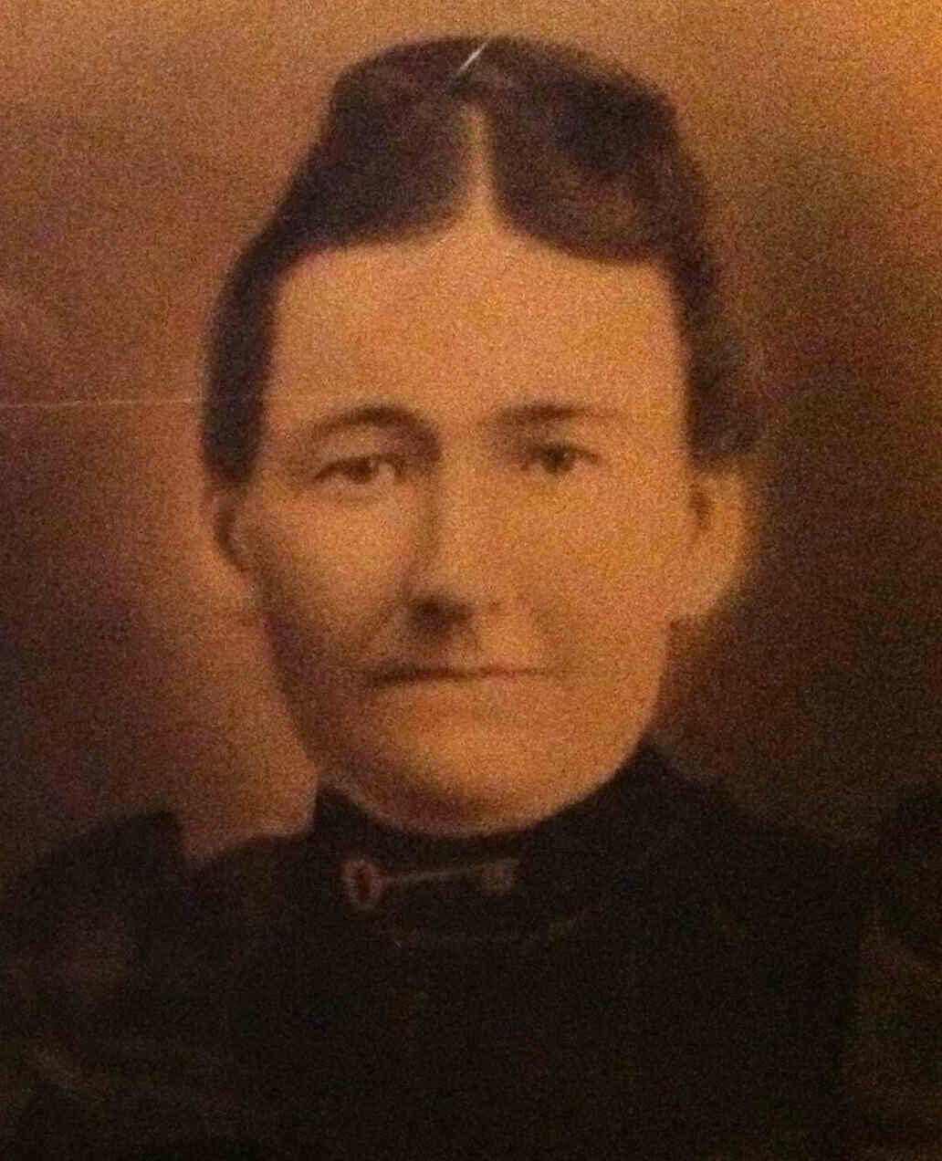 Photo of photos/Rebecca McLennan nee McLean d1947 portrait